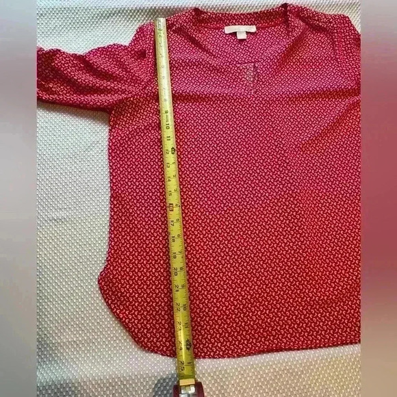 Michael Kors size large red flower blouses - Picture 5 of 7